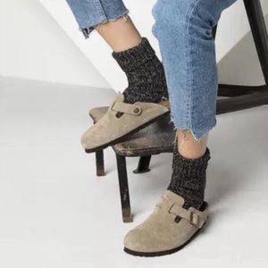 Birkenstock tan clogs